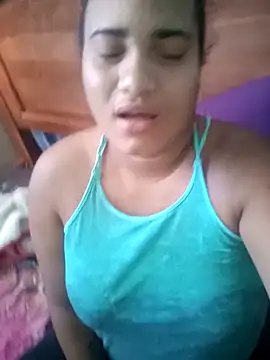 Snapshot of Hilarybunnyy chatting on 02-20-25, 08:36 Hilarybunnyy online show from 02-20-25, 08:36