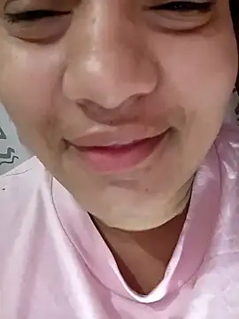 Snapshot of Hilarybunnyy chatting on 01-11-26, 02:11 Hilarybunnyy online show from 01-11-26, 02:11