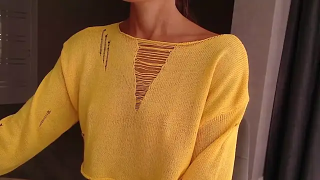 Varonica Caprii online show from 10-06-25, 09:07