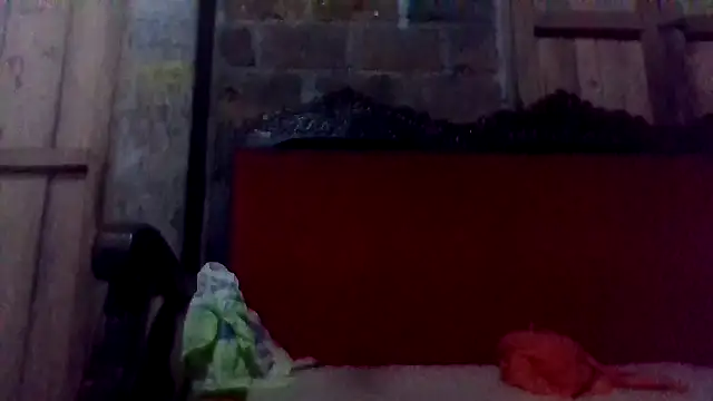 Snapshot of axomen chatting on 06-19-26, 03:11 axomen online show from 06-19-26, 03:11