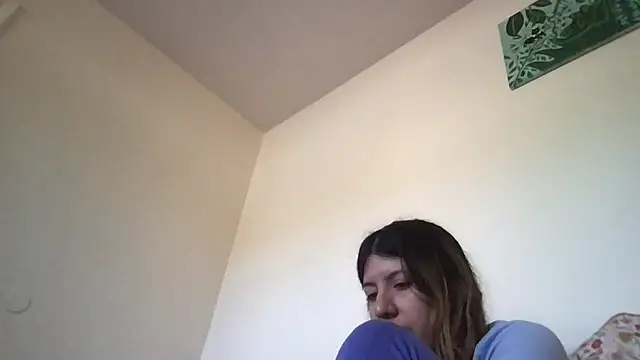 Snapshot of HYPHYtype chatting on 01-13-25, 07:21 HYPHYtype online show from 01-13-25, 07:21