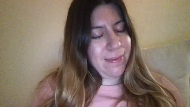 Snapshot of HYPHYtype chatting on 01-26-25, 06:07 HYPHYtype online show from 01-26-25, 06:07