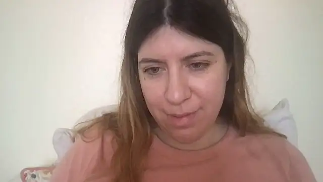 Snapshot of HYPHYtype chatting on 01-26-25, 09:29 HYPHYtype online show from 01-26-25, 09:29