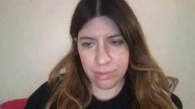 Snapshot of HYPHYtype chatting on 02-01-25, 11:06 HYPHYtype online show from 02-01-25, 11:06