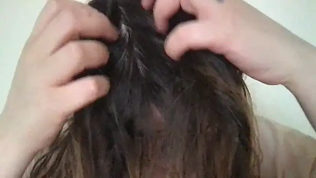 Snapshot of HYPHYtype chatting on 02-25-25, 04:31 HYPHYtype online show from 02-25-25, 04:31