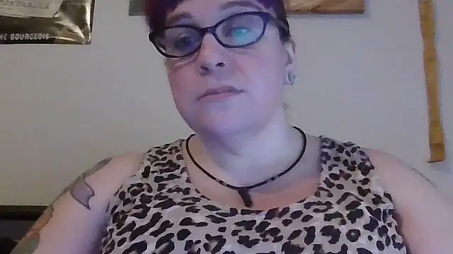 GothyBaby online show from 12-15-25, 10:36