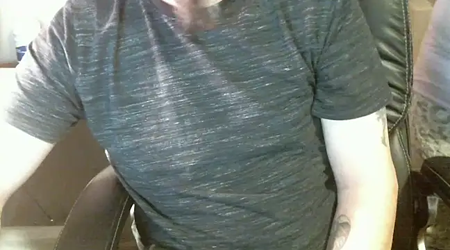 Snapshot of kong_smurfette chatting on 12-10-24, 06:28 kong smurfette online show from 12-10-24, 06:28