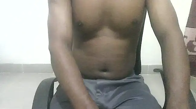 Snapshot of Johanplay chatting on 02-05-25, 05:53 Johanplay online show from 02-05-25, 05:53