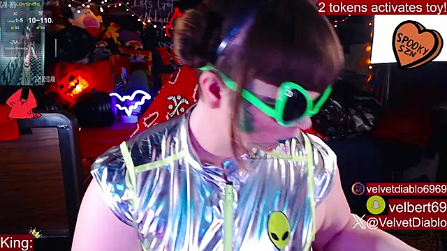 VelvetDiablo online show from 10-15-25, 12:11