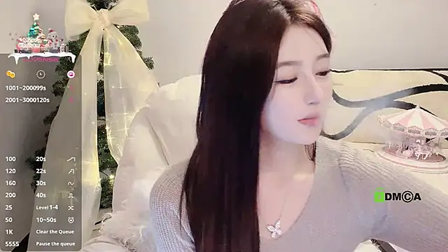 Snapshot of Happy_Kitty chatting on 02-15-26, 11:52 Happy Kitty online show from 02-15-26, 11:52