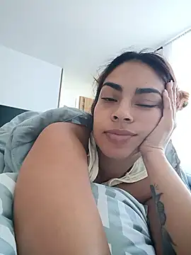 Snapshot of Ivanna2 chatting on 01-16-26, 12:53 Ivanna2 online show from 01-16-26, 12:53