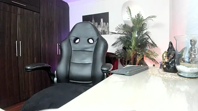 Snapshot of Amaia_Bushida chatting on 03-02-26, 02:25 Amaia Bushida online show from 03-02-26, 02:25