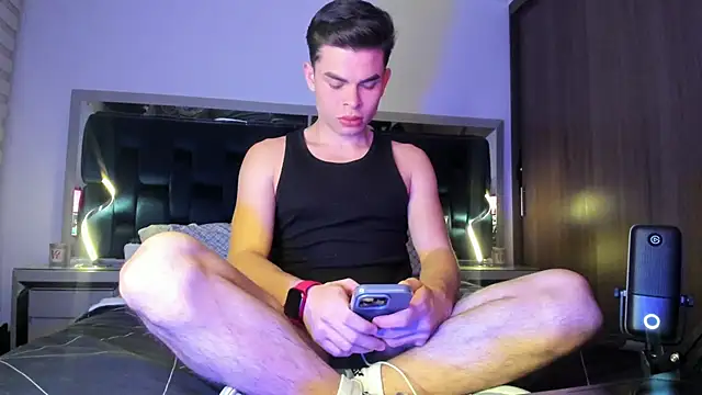 alejooo twink online show from 01-08-26, 02:58