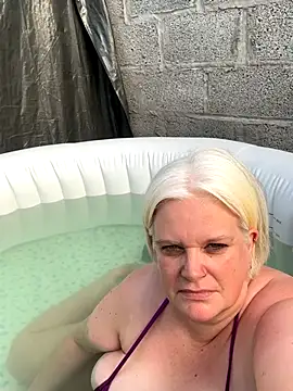 sexychazza16 online show from 11-01-25, 10:06