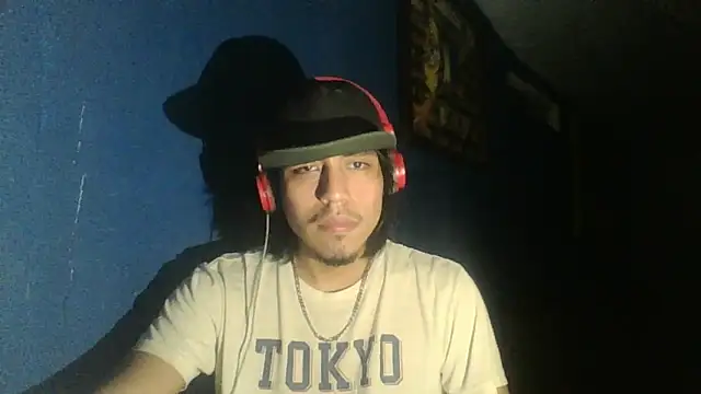 AlexAlejandro13 online show from 10-11-25, 07:07