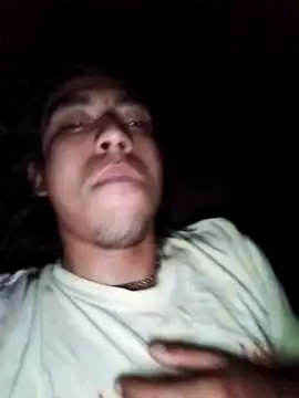Snapshot of AlexAlejandro13 chatting on 05-22-26, 07:26 AlexAlejandro13 online show from 05-22-26, 07:26