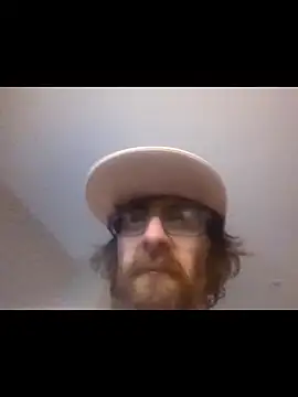 Bottomslut4tops84 online show from 11-24-25, 04:23