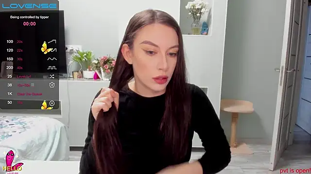 Snapshot of JuliaDiksonX chatting on 01-18-25, 09:56 JuliaDiksonX online show from 01-18-25, 09:56