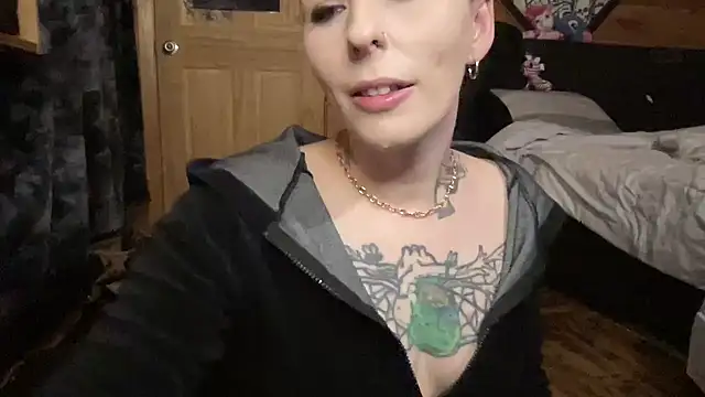 TeenyDoll online show from 05-12-26, 02:52