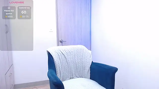 EricaVanderhill online show from 10-12-25, 08:30