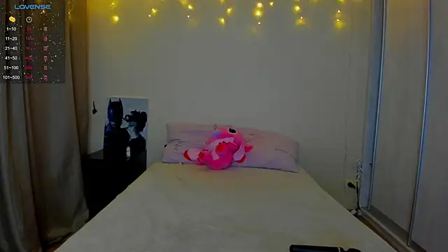 Snapshot of Bella_Foryou chatting on 02-21-25, 12:39 Bella Foryou online show from 02-21-25, 12:39