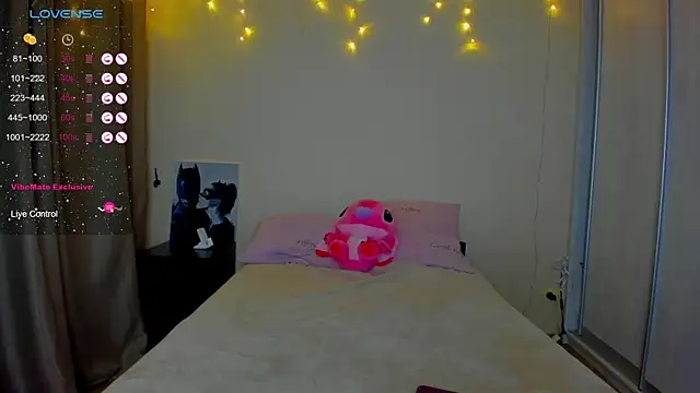 Snapshot of Bella_Foryou chatting on 02-23-25, 12:51 Bella Foryou online show from 02-23-25, 12:51