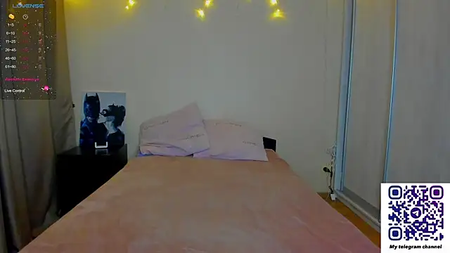 Snapshot of Bella_Foryou chatting on 03-05-25, 02:01 Bella Foryou online show from 03-05-25, 02:01