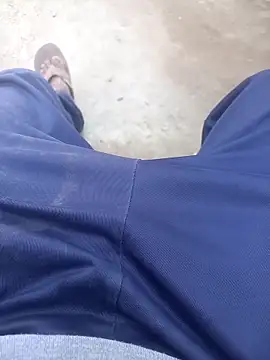 Snapshot of FinableKnee chatting on 02-13-26, 07:59 FinableKnee online show from 02-13-26, 07:59