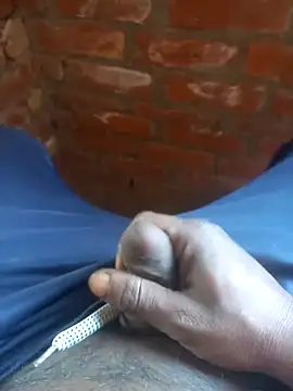 Snapshot of FinableKnee chatting on 02-28-26, 08:59 FinableKnee online show from 02-28-26, 08:59