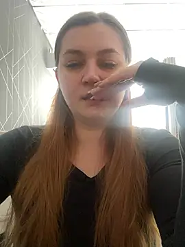 CandyShoopp online show from 12-19-24, 08:45