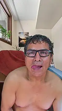 Snapshot of yandyaa chatting on 05-21-26, 06:04 yandyaa online show from 05-21-26, 06:04