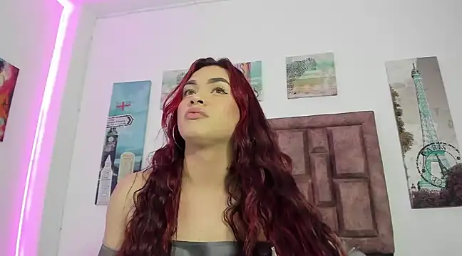 Snapshot of alexandra_fire69x chatting on 01-17-25, 09:50 alexandra fire69x online show from 01-17-25, 09:50