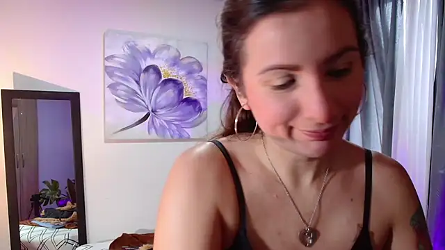 vanessabrown  online show from 02-07-25, 01:22