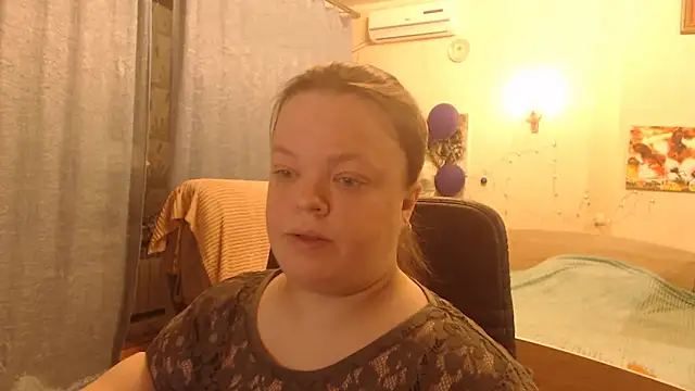 Janiffer MiMi online show from 01-06-25, 07:13