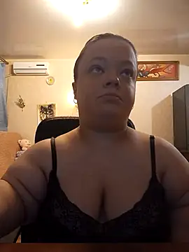 Janiffer MiMi online show from 01-30-25, 07:04