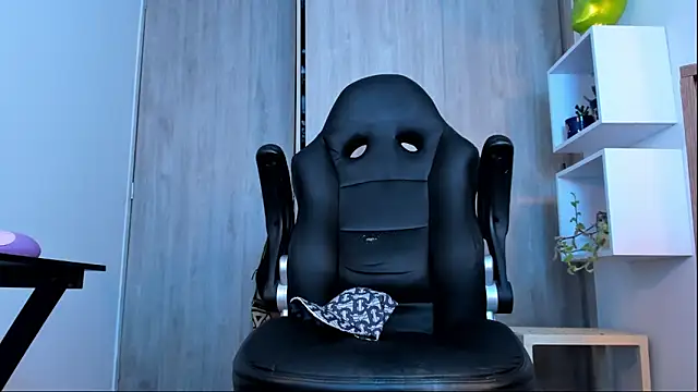 Ricardo 1998 online show from 01-24-25, 04:27