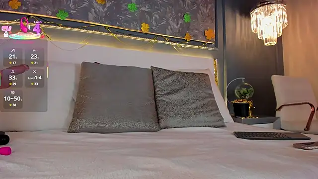 Snapshot of evamoretti chatting on 03-19-25, 06:35 evamoretti online show from 03-19-25, 06:35