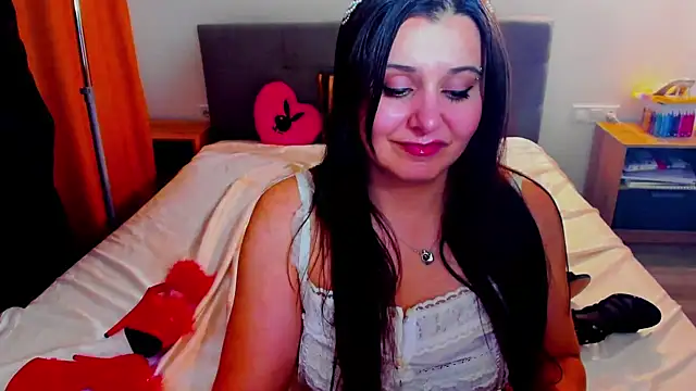 Snapshot of pinupmod chatting on 12-31-24, 11:49 pinupmod online show from 12-31-24, 11:49