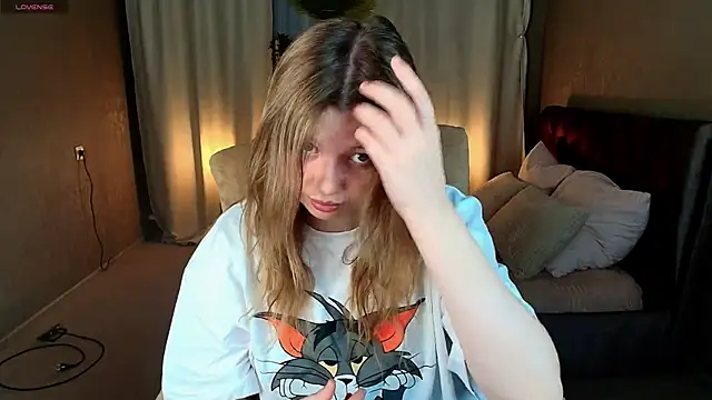 Vivian cutie online show from 12-03-24, 03:33