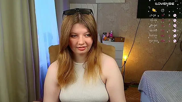 Vivian cutie online show from 10-12-25, 12:37