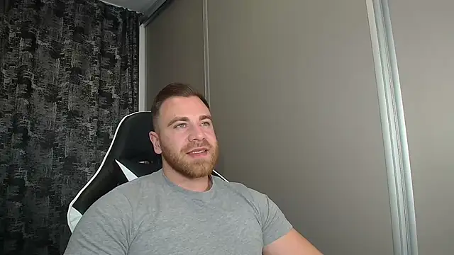 Thori92 online show from 11-06-25, 06:53