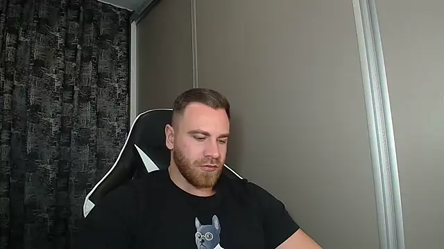 Thori92 online show from 11-07-25, 05:57