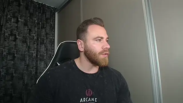 Thori92 online show from 12-01-25, 04:45