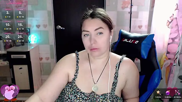 Snapshot of Korolek12 chatting on 01-21-25, 07:58 Korolek12 online show from 01-21-25, 07:58