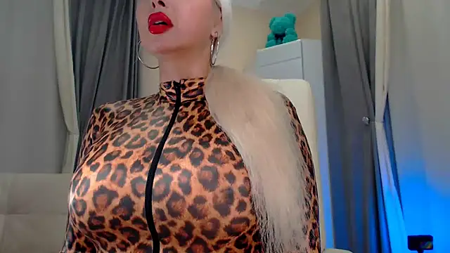 Tremendous blondie online show from 02-04-25, 06:36