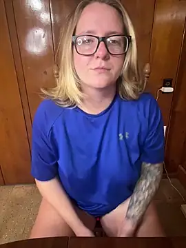 Lizzyloo online show from 11-22-25, 01:48