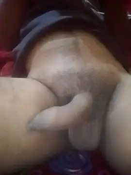 Snapshot of Desixxhot chatting on 11-02-25, 04:42 Desixxhot online show from 11-02-25, 04:42