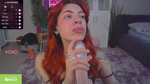 Snapshot of MaryStocks chatting on 10-13-25, 11:43 MaryStocks online show from 10-13-25, 11:43