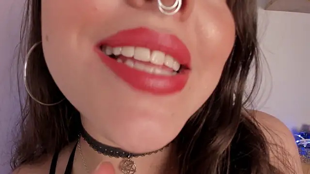 llanna  online show from 10-15-25, 06:46