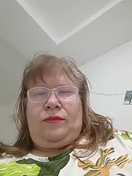Snapshot of Mirra_Key chatting on 02-13-26, 02:02 Mirra Key online show from 02-13-26, 02:02